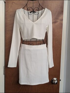 CBR Cream Ribbed V-Neck Crop Top & Pencil Skirt Set